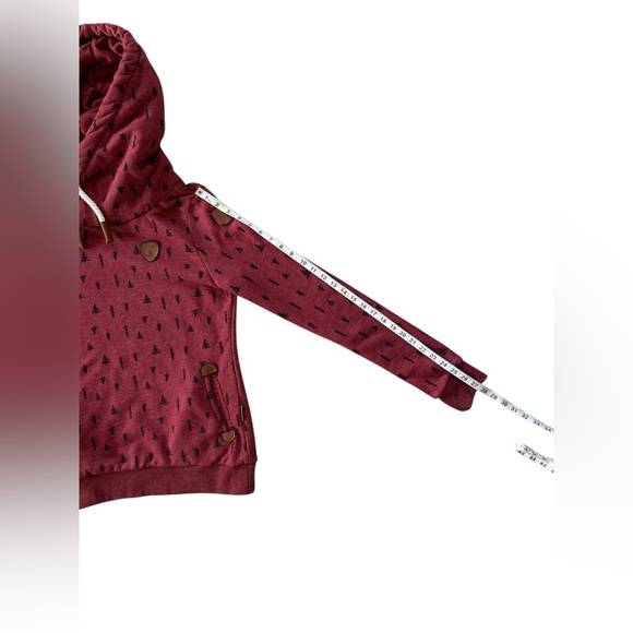 Wanakome Artemis Cowl Neck Hoodie Sweatshirt Cranberry Pine Trees M - Picture 12 of 12